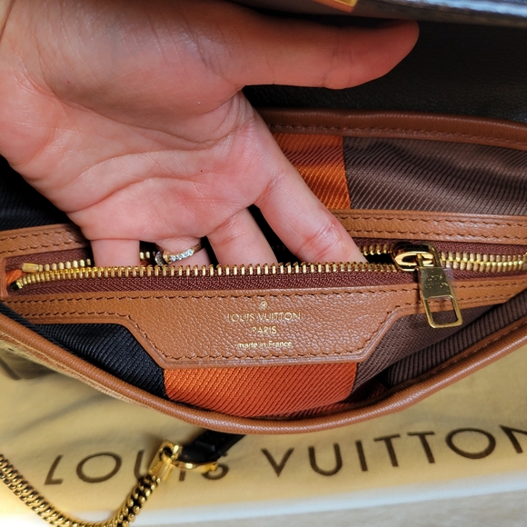 💕STUNNING Very Rare Louis Vuitton Monogram Blocks Pochette Plate Marine - Picture 10 of 16